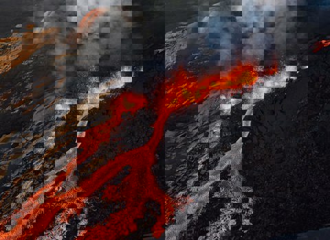 Lava Tunnels Exploration