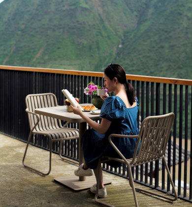 THE PATIO AND TEA LOUNGE