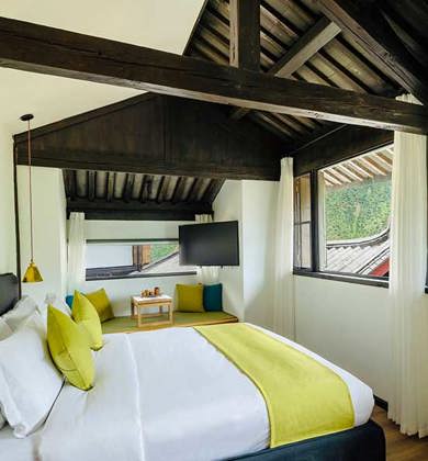 SUPERIOR ROOM