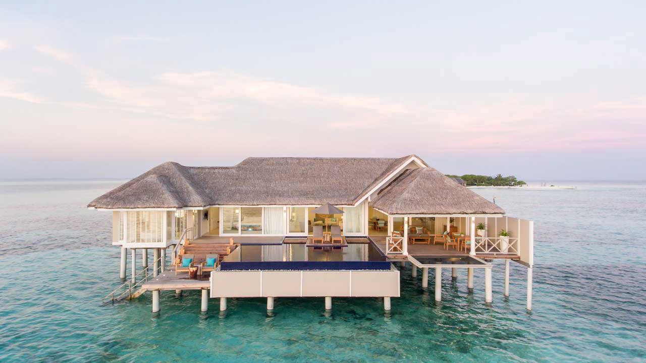 LUX* Villa
